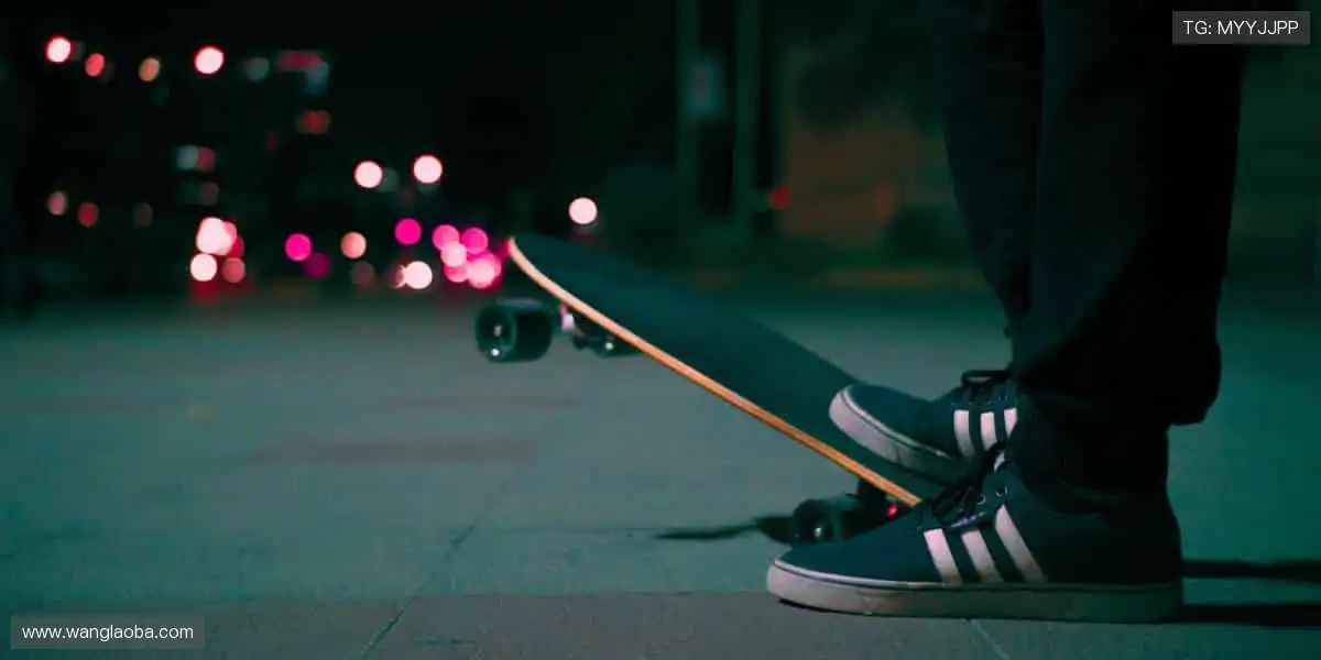 📱 指尖掌控，全球赛事！随时随地，精彩尽在眼前！